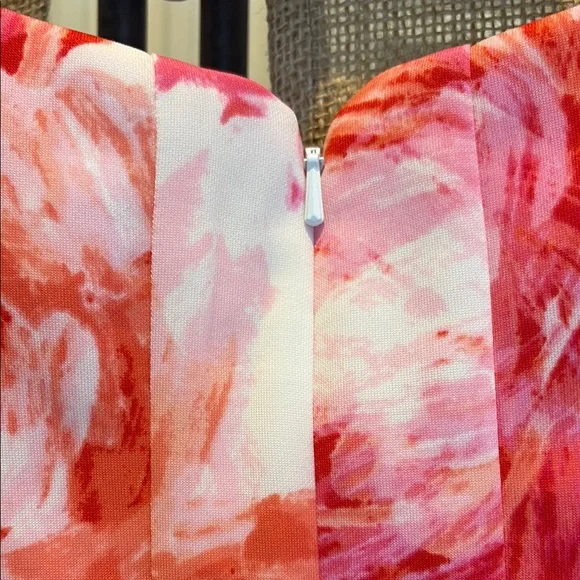 Jessica H. Floral Pink Sleeveless Dress - Picture 4 of 10